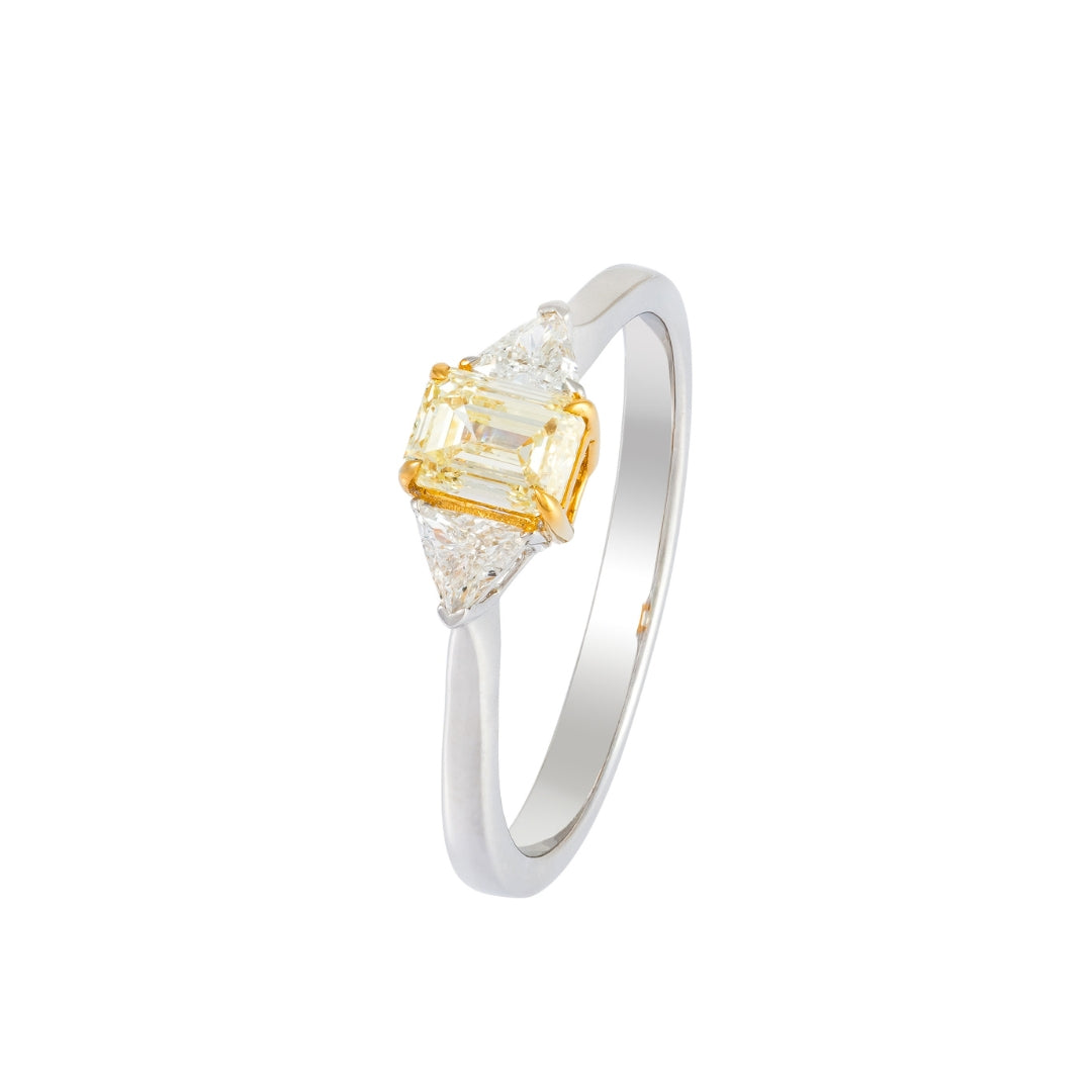 Anel Solitário Fancy Yellow 0.72cts